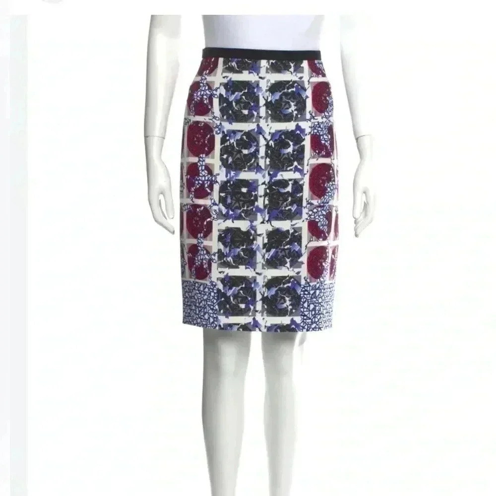 Peter Piloto Knee- Length Abstract Pencil Skirt - US 8/ UK 12